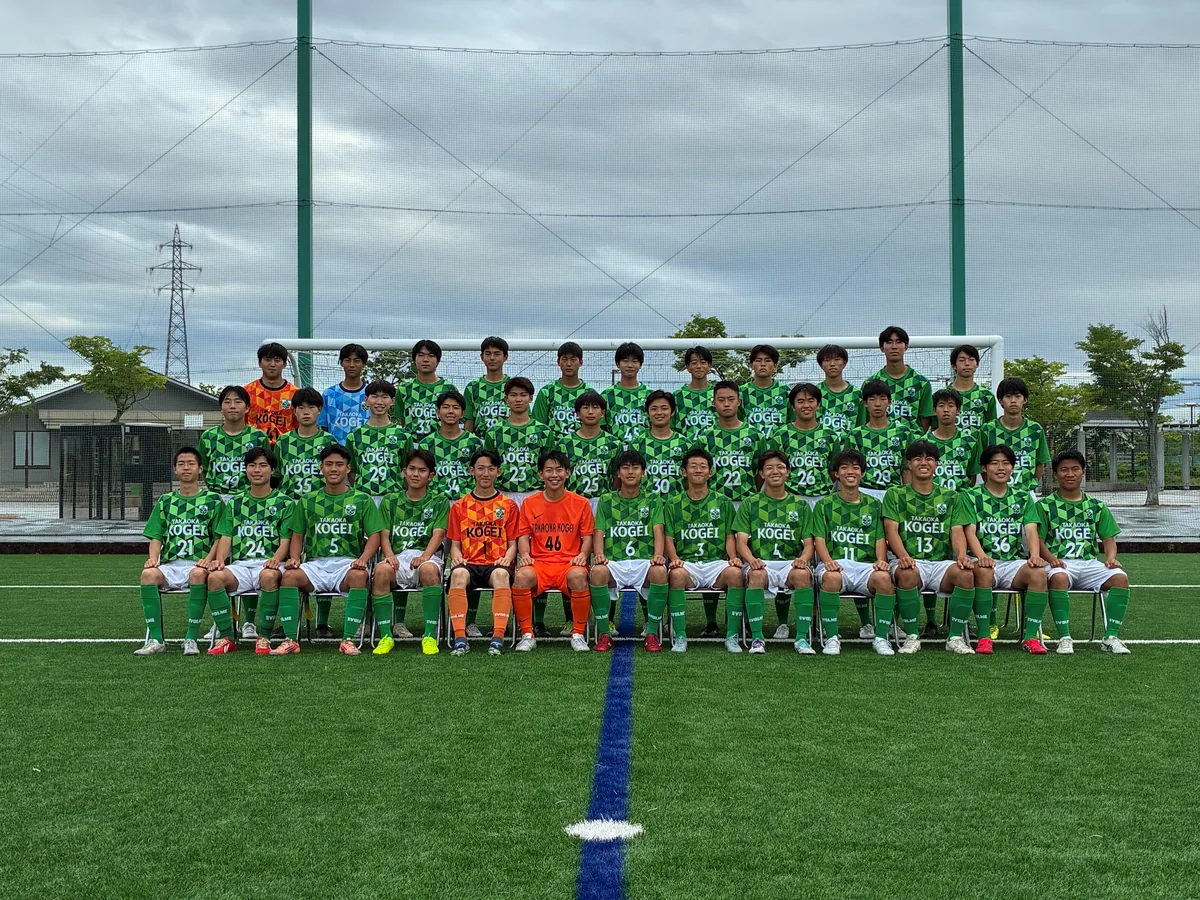 県立高岡工芸高校 集合写真
